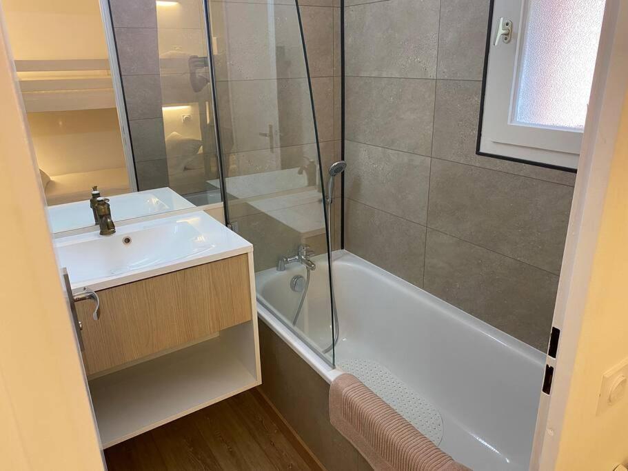 Appartement Residence Vacances Amandier Арл Екстериор снимка