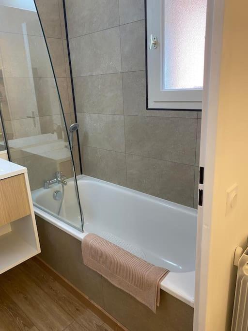 Appartement Residence Vacances Amandier Арл Екстериор снимка