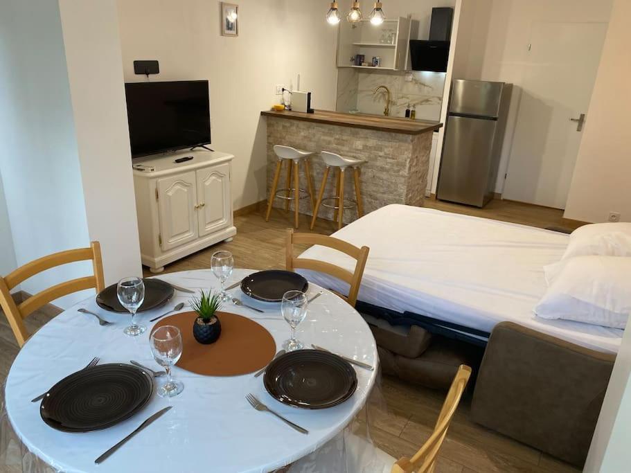 Appartement Residence Vacances Amandier Арл Екстериор снимка