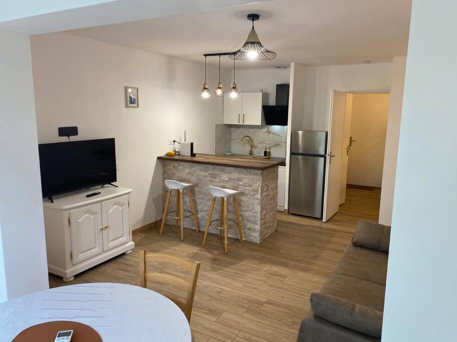 Appartement Residence Vacances Amandier Арл Екстериор снимка